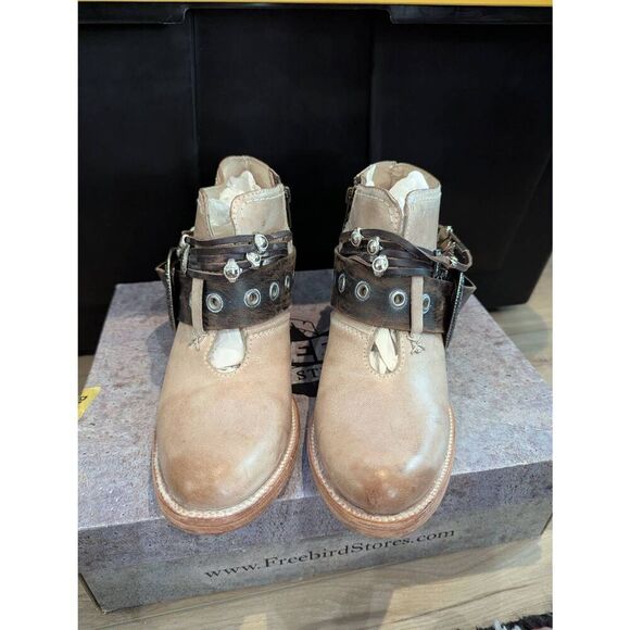 Freebird Saloon Taupe Leather Ankle Booties Zip Women’s Size 8 - Picture 2 of 8